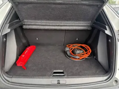 Photo 5 Peugeot 2008  Electrique 136 ch