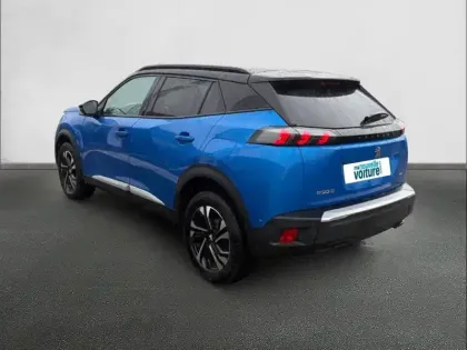 Photo 6 Peugeot 2008  BlueHDi 130 S&S EAT8