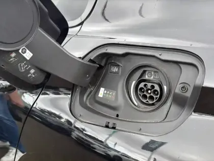 Photo 25 Peugeot 308  PHEV 225 e-EAT8
