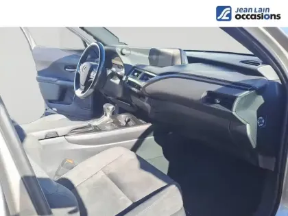 Photo 17 Lexus UX  250h 2WD