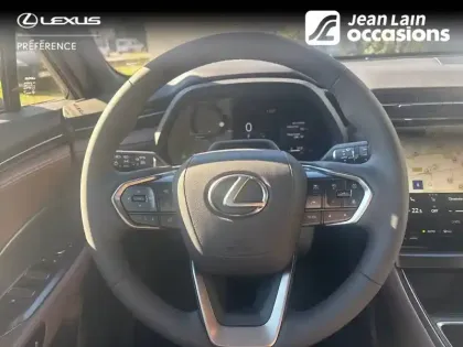 Photo 11 Lexus Lbx  2WD