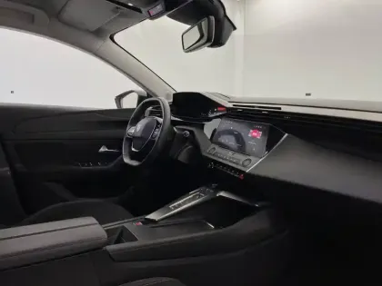 Photo 25 Peugeot 308  BlueHDi 130ch S&S EAT8