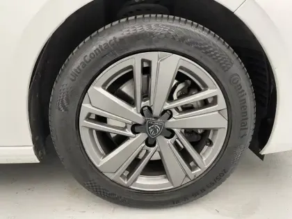 Photo 17 Peugeot 308  BlueHDi 130ch S&S EAT8