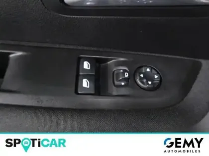 Photo 10 Peugeot 208  PureTech 75 S&S BVM5