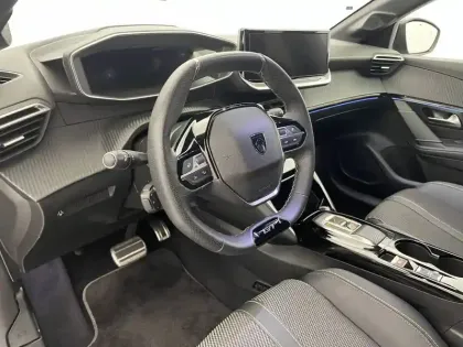 Photo 28 Peugeot 208  Hybrid 136 e-DCS6