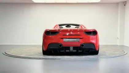 Photo 5 Ferrari 488  Spider 4.0 V8 670ch