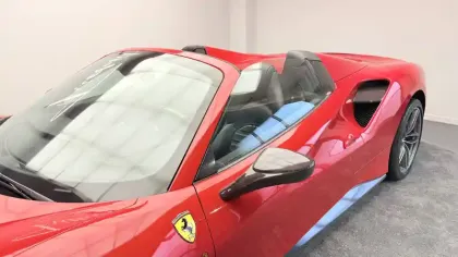 Photo 12 Ferrari 488  Spider 4.0 V8 670ch
