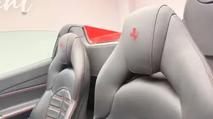 Photo 24 Ferrari 488  Spider 4.0 V8 670ch