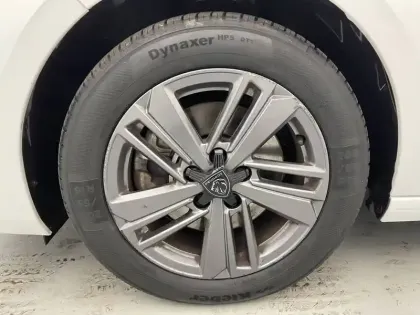 Photo 16 Peugeot 308  BlueHDi 130ch S&S EAT8