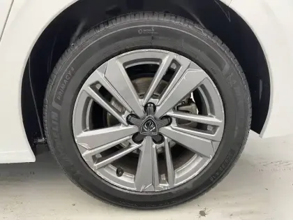 Photo 15 Peugeot 308  BlueHDi 130ch S&S EAT8