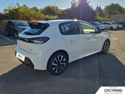 Photo 30 Peugeot 208  Hybrid 100 e-DCS6