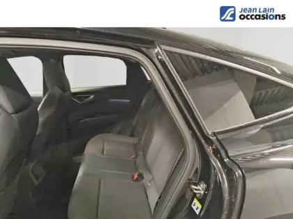 Photo 16 Audi Q4 e-tron  Sportback 35 170 ch 55 kW