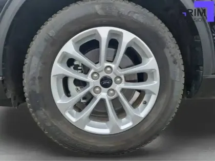 Photo 12 Ford Kuga  2.5 Duratec 180 ch FlexiFuel FHEV E85 Powershift