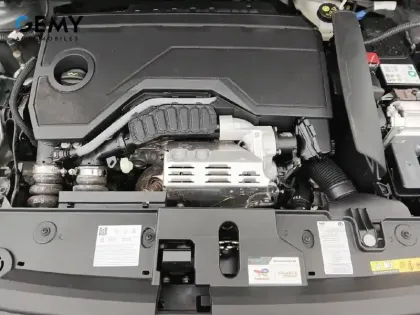 Photo 11 Peugeot 208  Hybrid 100 e-DCS6