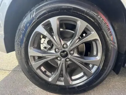 Photo 8 Ford Kuga  2.5 Duratec 190ch FHEV E85 ST-Line BVA