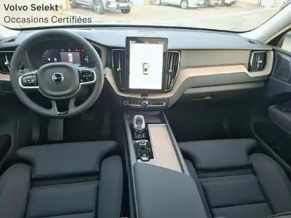 Photo 12 Volvo XC60  T6 Hybride Rechargeable 253 + 145ch Ultra Style Dark Geartronic 8 AWD