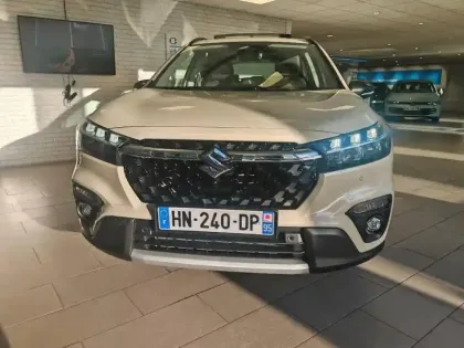 Photo 6 Suzuki S-cross  1.4 Boosterjet Hybrid 110ch Xplore Auto