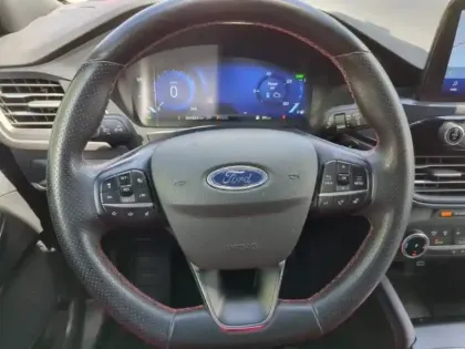 Photo 11 Ford Kuga  2.5 Duratec 190ch FHEV E85 ST-Line BVA