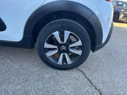 Photo 10 Citroën C3  1.2 PureTech 110ch S&S Shine