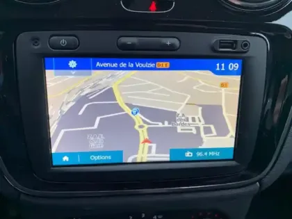 Photo 12 Dacia Lodgy  1.3 TCe 130ch FAP Stepway 5 places E6D-Full