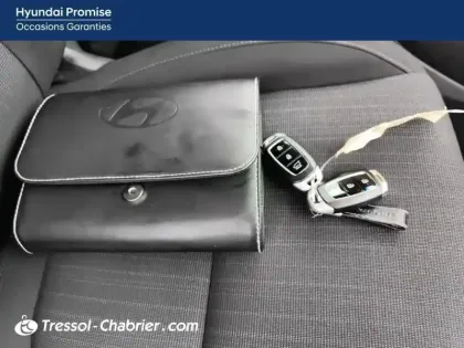 Photo 15 Hyundai Kona  1.6 CRDi 136 Hybrid 48V Creative