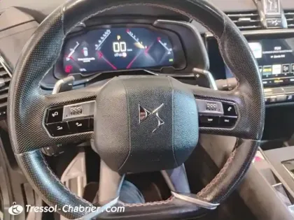 Photo 25 DS DS 7 DS7 Crossback BlueHDi 180 EAT8 Performance Line+