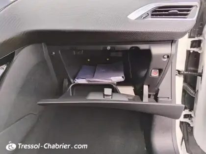 Photo 29 Peugeot 208  1.2 PureTech 110ch S&S BVM5 GT Line
