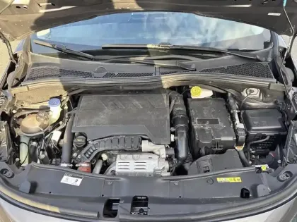 Photo 6 Peugeot 2008  PureTech 110ch S&S EAT6 Allure