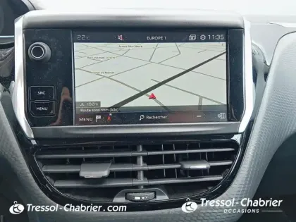 Photo 17 Peugeot 2008  PureTech 130ch S&S BVM6 Allure