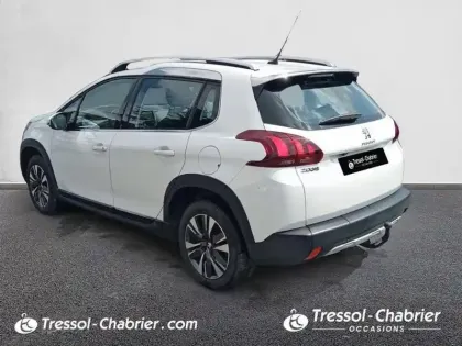 Photo 18 Peugeot 2008  PureTech 130ch S&S BVM6 Allure