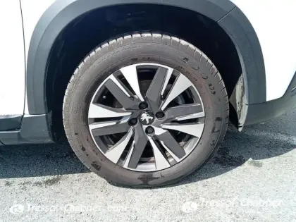 Photo 12 Peugeot 2008  PureTech 130ch S&S BVM6 Allure