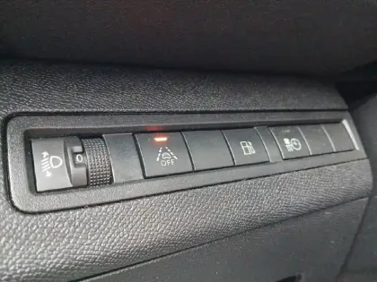 Photo 19 Peugeot 3008  Hybrid 225 e-EAT8 Allure Pack