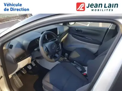 Photo 10 Hyundai Bayon  1.0 T-GDi 100 Hybrid 48V