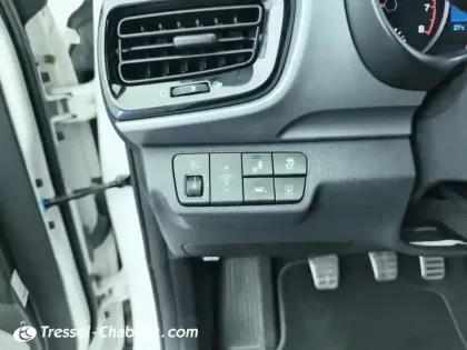 Photo 26 Kia Stonic  1.0 T-GDi 120 ch ISG BVM6 Premium