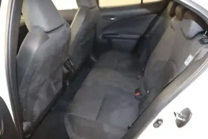 Photo 8 Lexus UX  250h 2WD