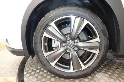 Photo 6 Lexus UX  250h 2WD