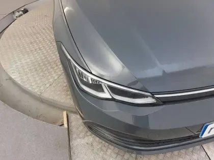 Photo 8 Volkswagen Golf  2.0 TDI SCR 150 DSG7