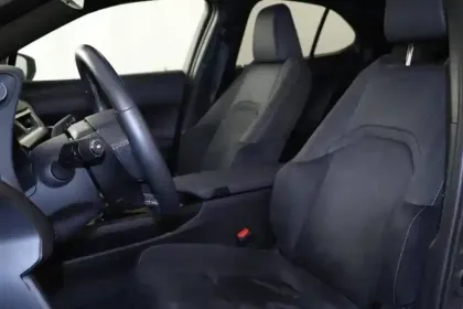 Photo 5 Lexus UX  250h 2WD