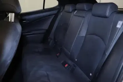 Photo 6 Lexus UX  250h 2WD