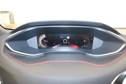 Photo 10 Peugeot 308  BlueHDi 130ch S&S EAT8