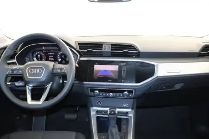 Photo 9 Audi Q3  35 TFSI 150 ch S tronic 7