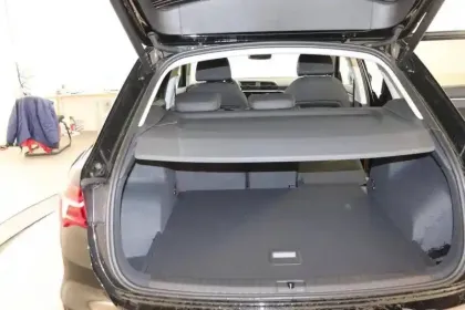 Photo 8 Audi Q3  35 TFSI 150 ch S tronic 7