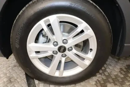 Photo 5 Audi Q3  35 TFSI 150 ch S tronic 7