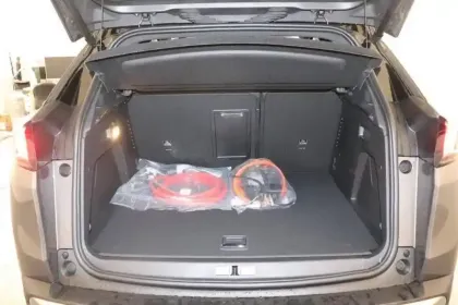 Photo 13 Peugeot 3008  Hybrid 225 e-EAT8