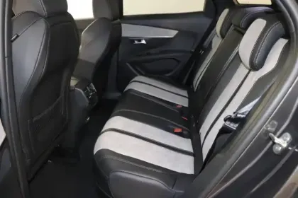 Photo 12 Peugeot 3008  Hybrid 225 e-EAT8