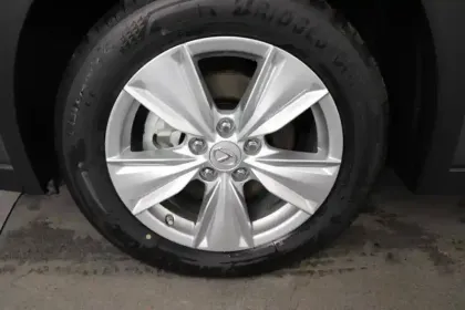 Photo 5 Lexus UX  250h 2WD