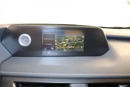 Photo 12 Lexus UX  250h 2WD