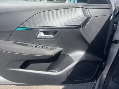 Photo 15 Peugeot 208  PureTech 75 S&S BVM5 Style