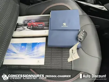 Photo 15 Peugeot 2008  PureTech 130ch S&S BVM6 GT Line