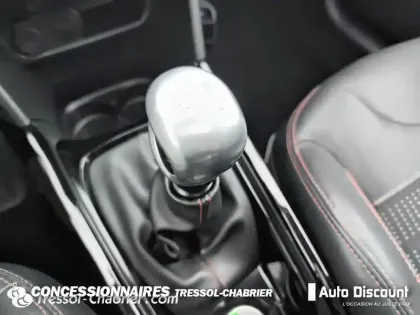 Photo 23 Peugeot 2008  PureTech 130ch S&S BVM6 GT Line